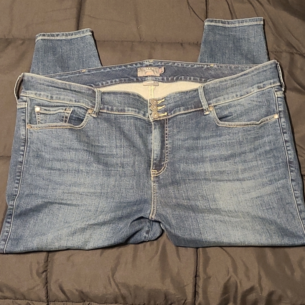 TORRID SUPER SOFT JEGGING- 24S -NWOT